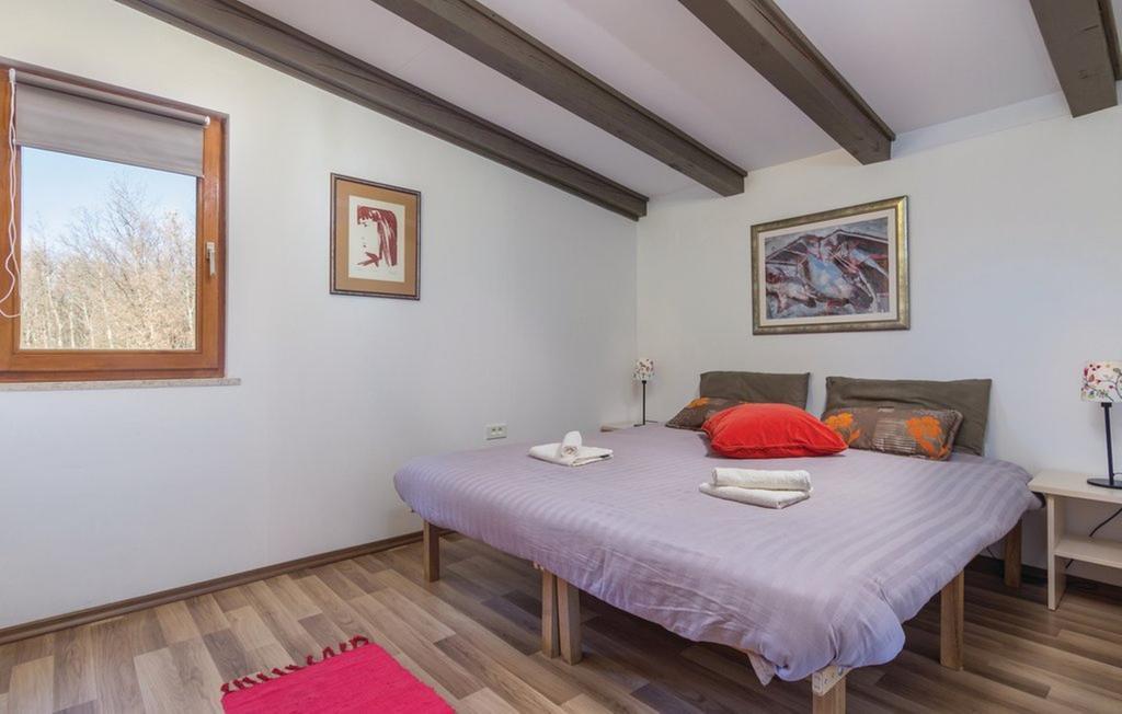 Vacation Home Latini Hum المظهر الخارجي الصورة